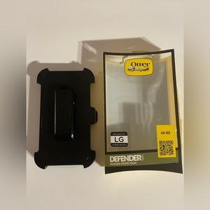 Otter Box size Large G2 Defender Series Phone Protector